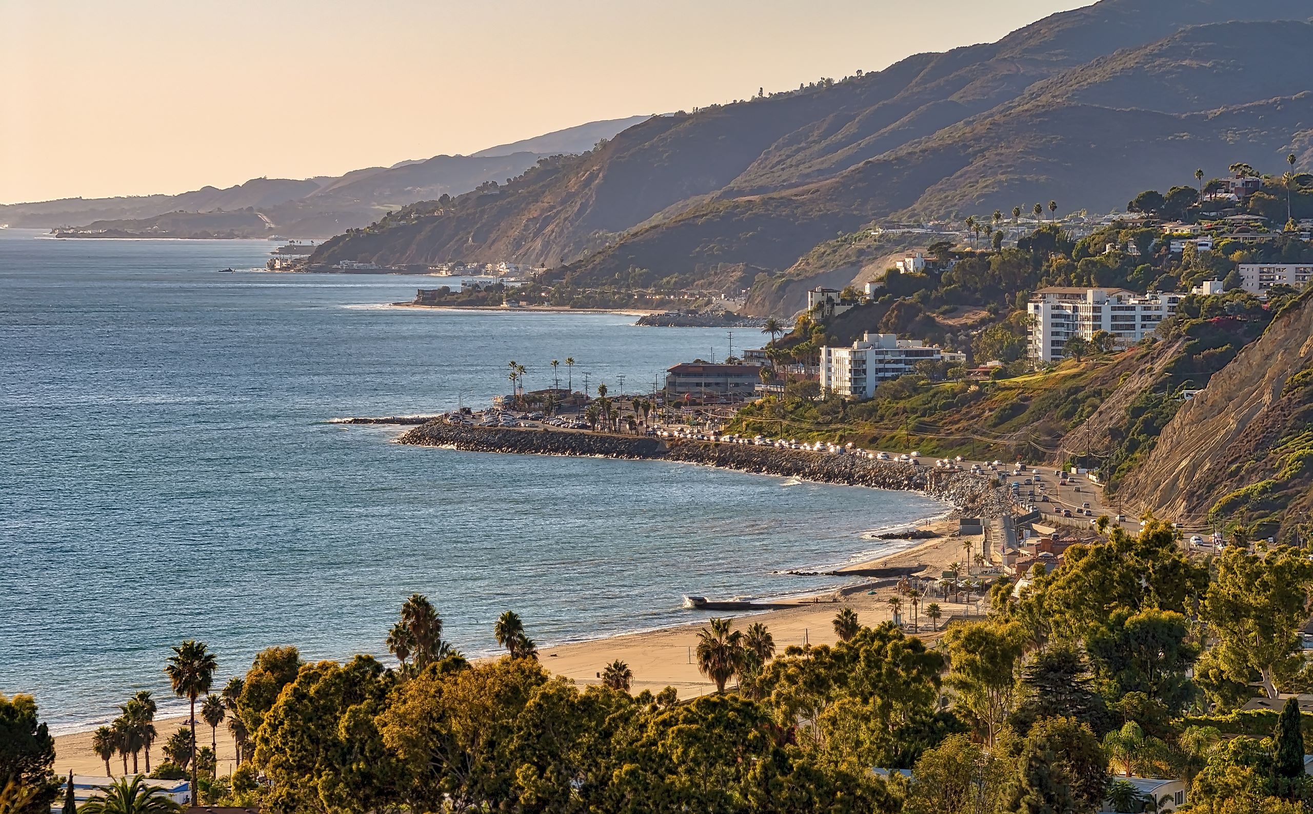 The Current Real Estate Market in Pacific Palisades, CA: What You Need to Know