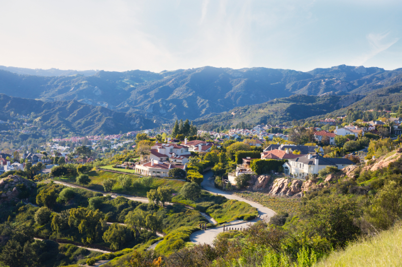 Palisades Highlands building site with mountain views