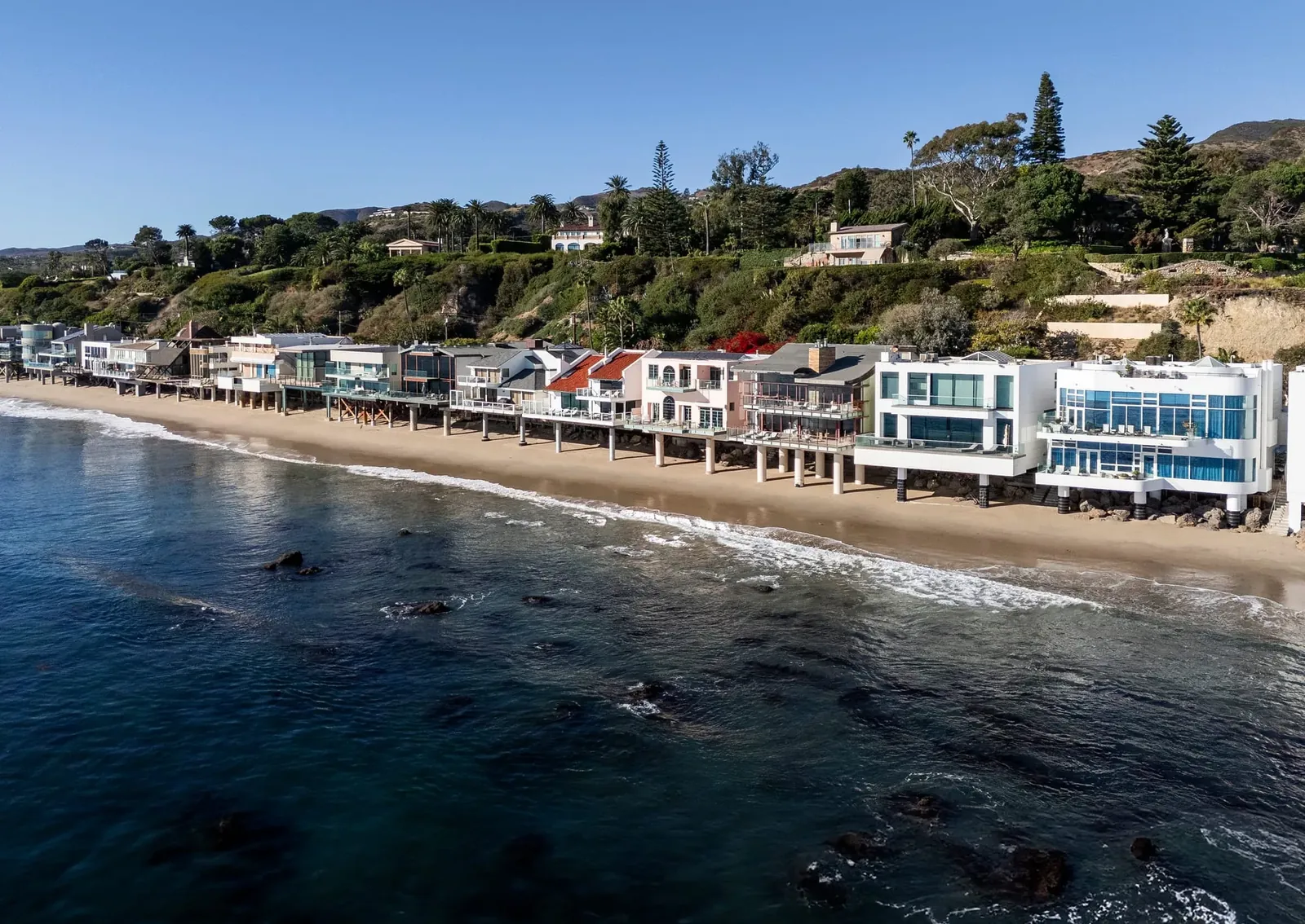 Featured luxury home in Malibu