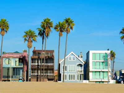 Modern coastal interior design trends in Venice
