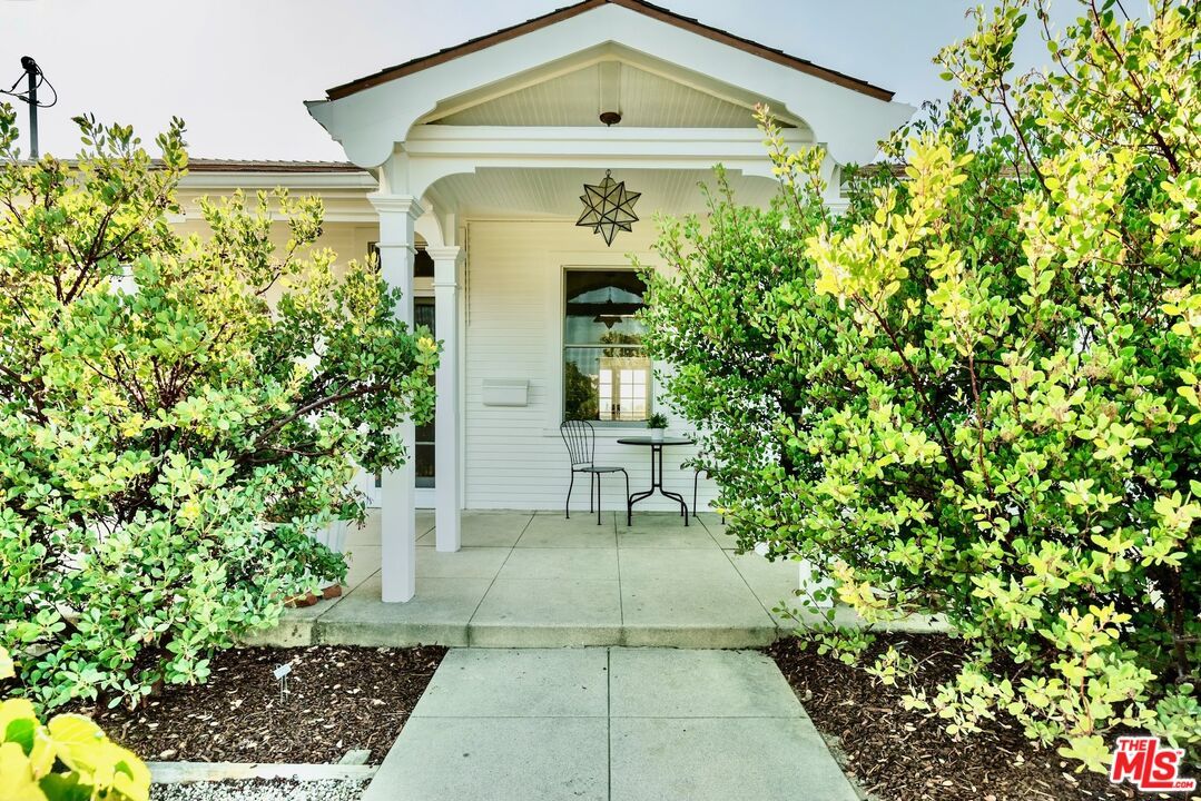 1559 Lucretia Ave, Echo Park