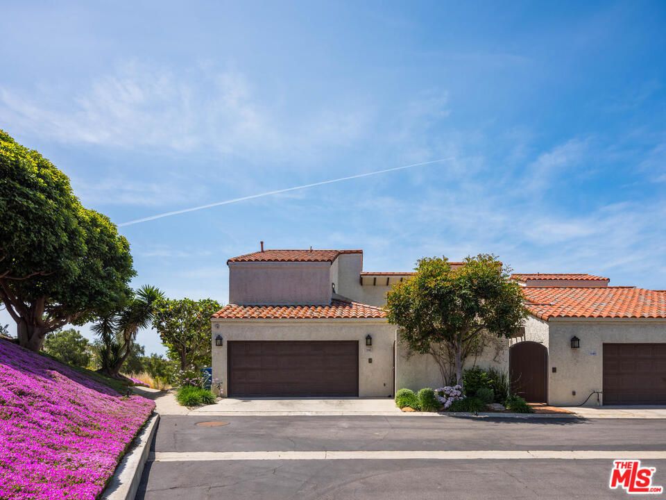 1948 Palisades Dr, Pacific Palisades