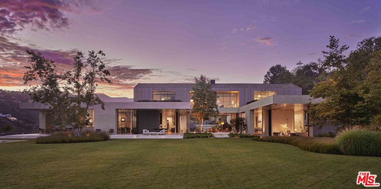 2188 Mandeville Canyon, Brentwood