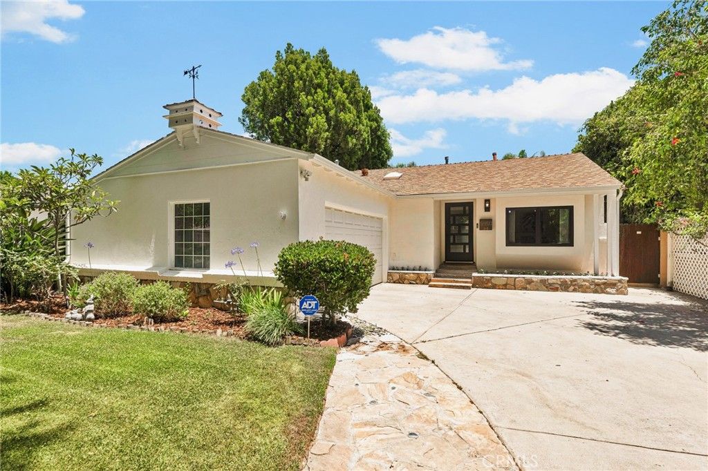 5450 Columbus Ave, Sherman Oaks