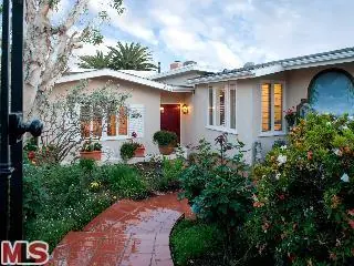 624 Lachman Lane, Pacific Palisades